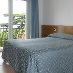 Sirenella 2*