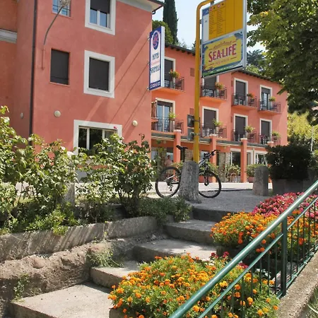 Sirenella