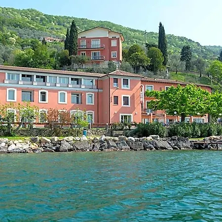 Hotel Sirenella 2*