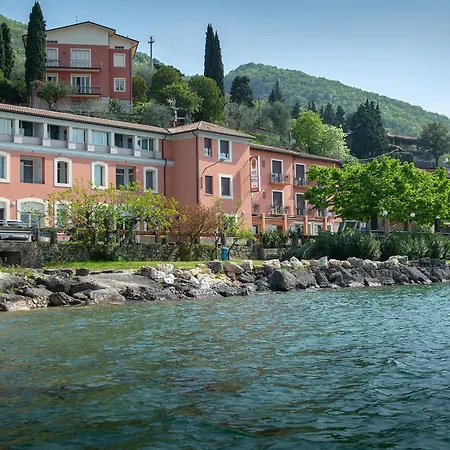 Hotel Sirenella 2*