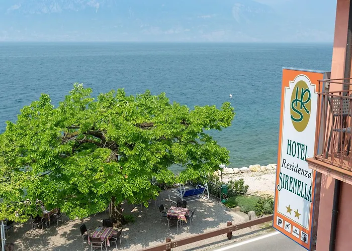 Sirenella 2*