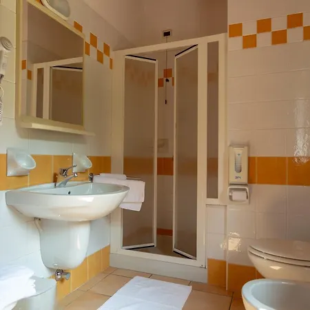 Otel Sirenella Torri Del Benaco