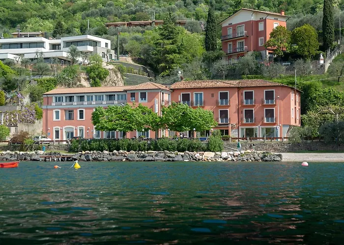 Sirenella 2*